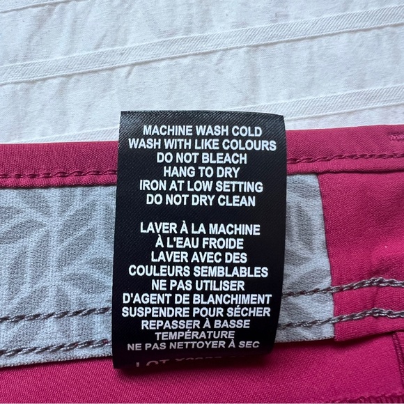 Sierra Designs Hiking Tech Capris in Rasperry Red, 8 - Picture 12 of 13